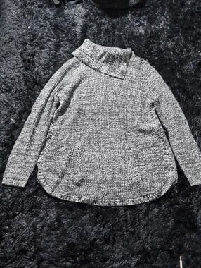 NWOT Size S Style & Co Knit Sweater